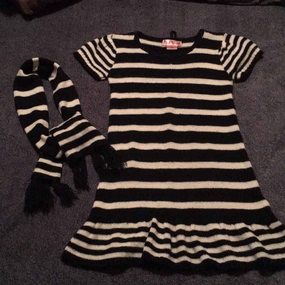 Girl sweater dress with scarf